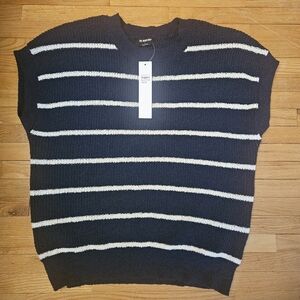 Workshop Republic Clothing Sweater in Navy and White